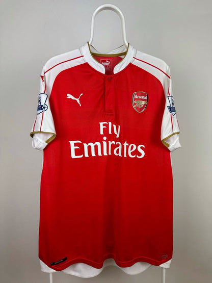 Oliver Giroud - Arsenal 2015/16 home shirt 🇫🇷