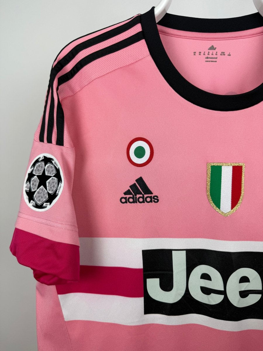 Paul Pogba - Juventus 2015/16 away shirt 🇫🇷