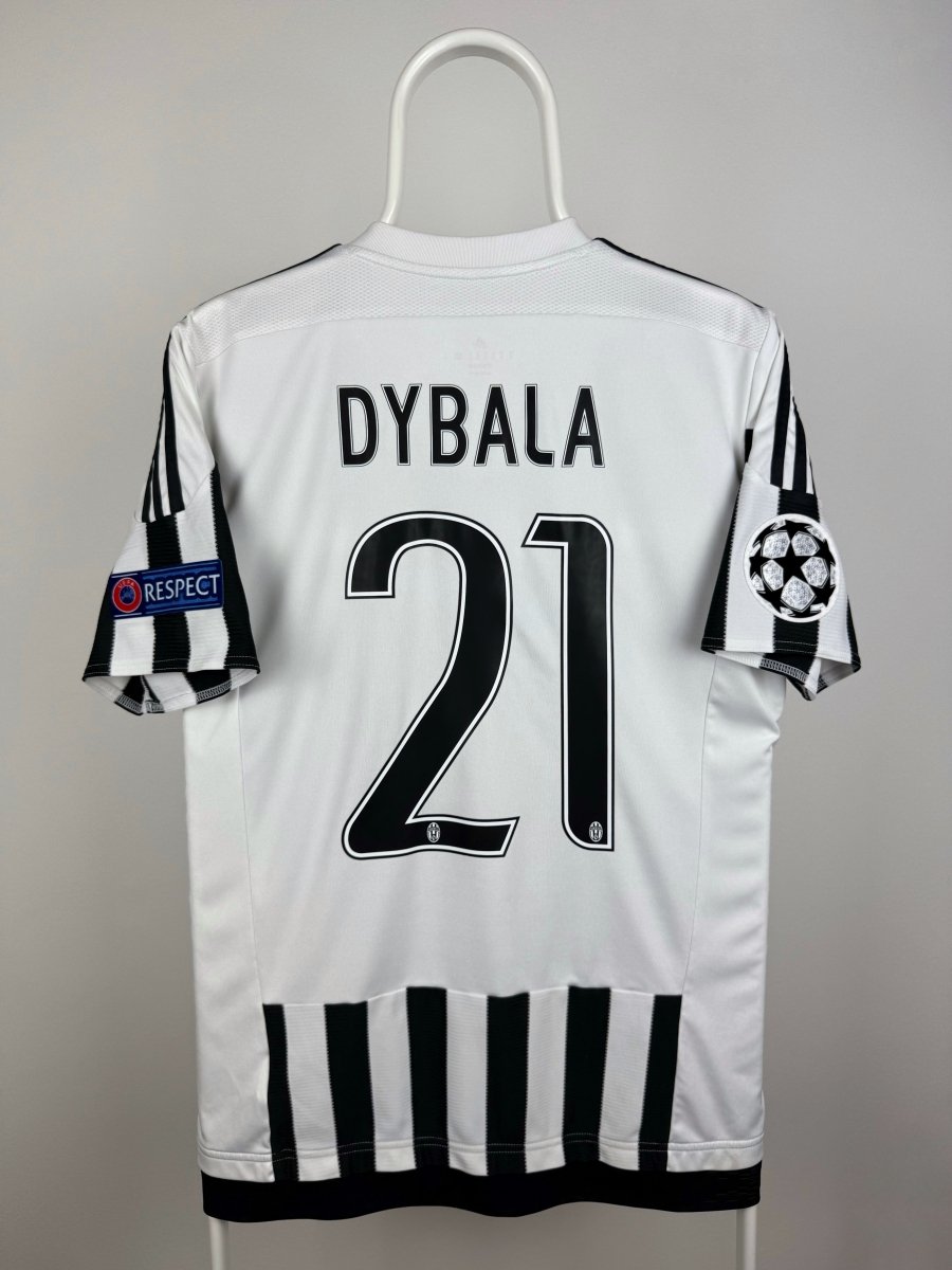 Paulo Dybala - Juventus 2015/16 home shirt 🇦🇷