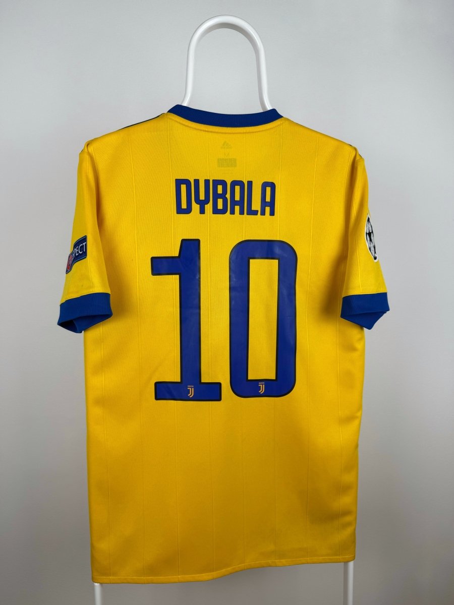 Paulo Dybala - Juventus 2017/18 away shirt 🇦🇷