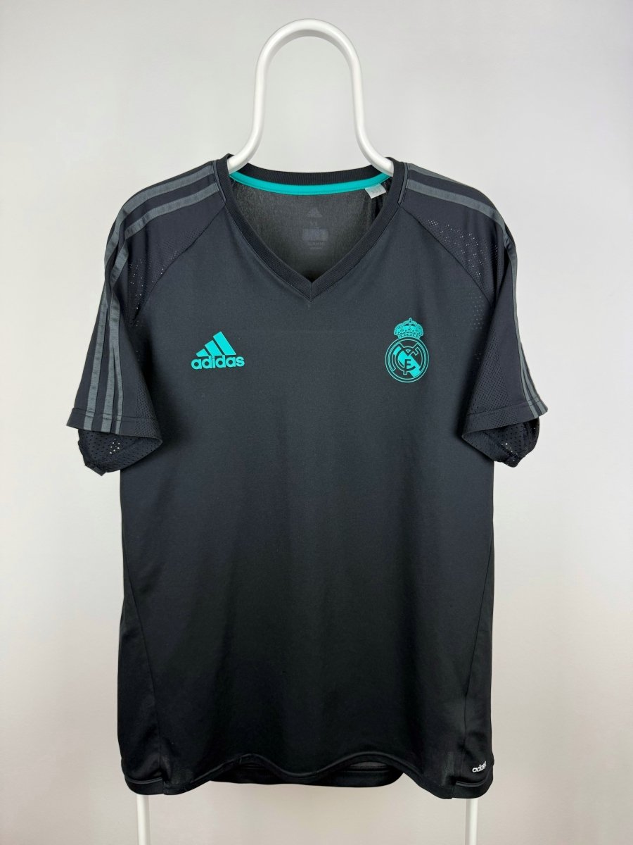 Real Madrid 2017/18 away training shirt 🇪🇸