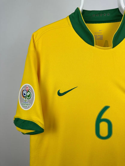 Roberto Carlos - Brazil 2006 home shirt 🇧🇷