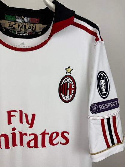 Ronaldinho - AC Milan 2010/11 away shirt 🇧🇷