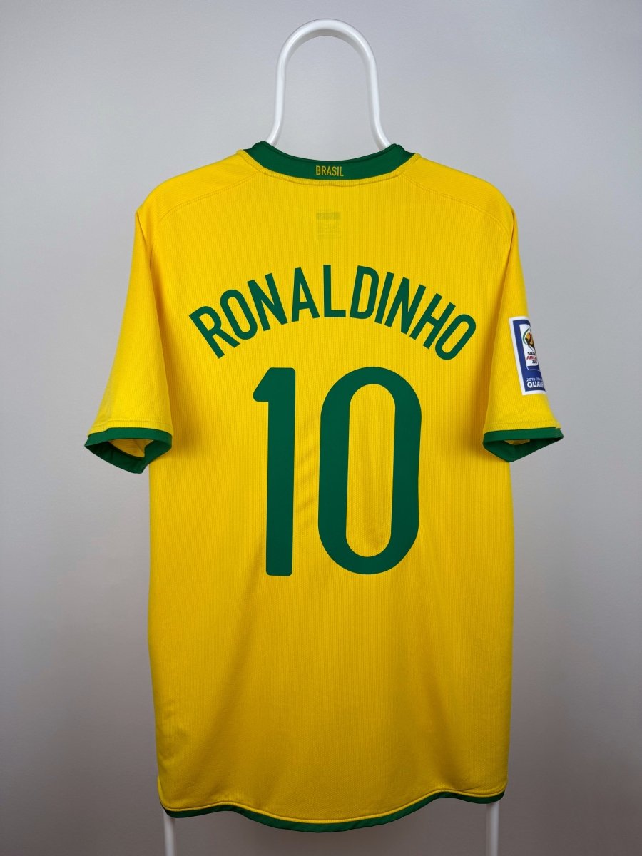 Ronaldinho - Brazil 2008 home shirt 🇧🇷