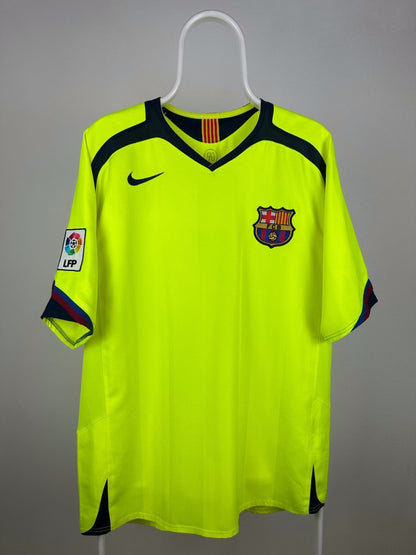 Ronaldinho - FC Barcelona 2005/06 away shirt 🇧🇷