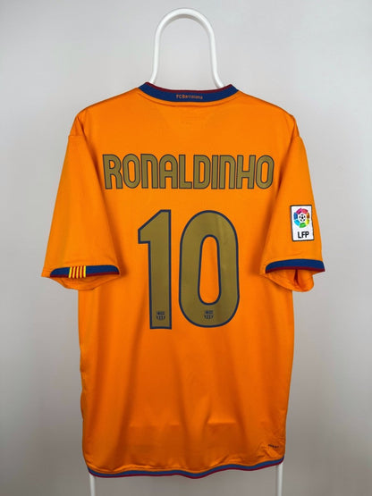 Ronaldinho - FC Barcelona 2006/08 away shirt 🇧🇷