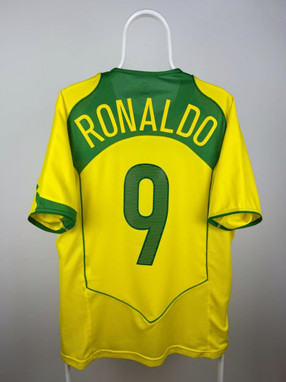 Ronaldo Nazario - Brazil 2004 home shirt 🇧🇷