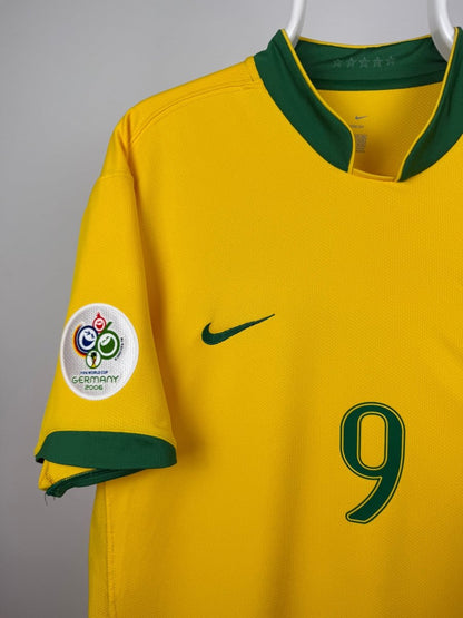 Ronaldo Nazario - Brazil 2006 home shirt 🇧🇷
