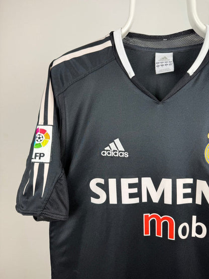 Ronaldo Nazario - Real Madrid 2004/05 away shirt 🇧🇷