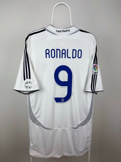 Ronaldo Nazario - Real Madrid 2006/07 home shirt 🇧🇷