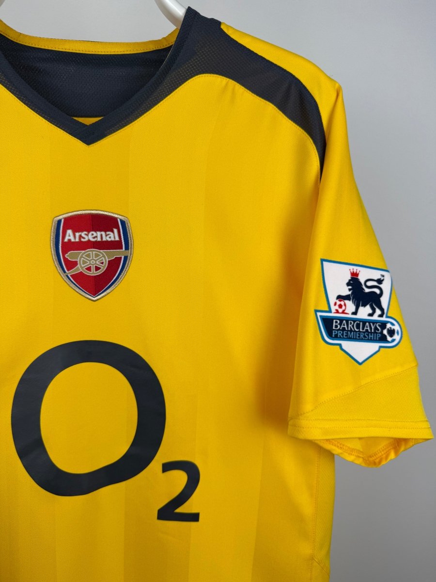 Thiery Henry - Arsenal 2005/06 away shirt 🇫🇷