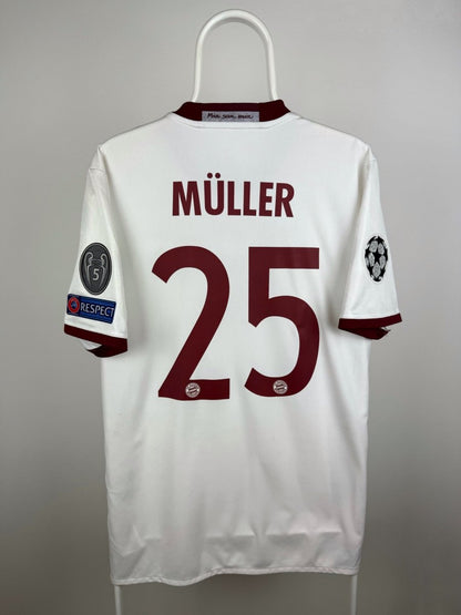 Thomas Müller - FC Bayern Munich 2016/17 third shirt 🇩🇪