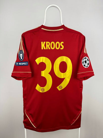 Toni Kroos - Bayern Munich 2011/12 home shirt 🇩🇪