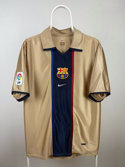Xavi Hernandez - FC Barcelona 2001/02 away shirt 🇪🇸
