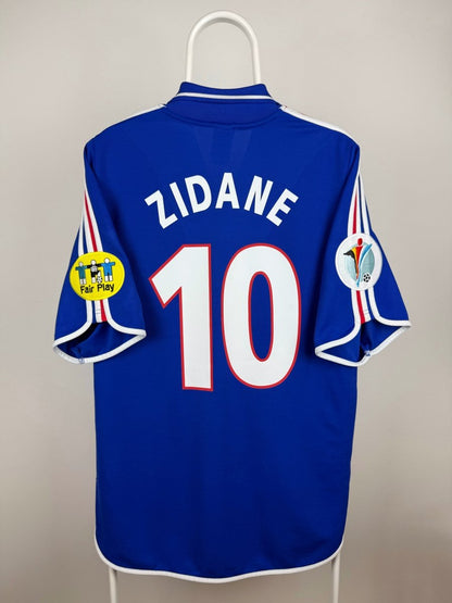 Zinedine Zidane - France 2000 home shirt 🇫🇷