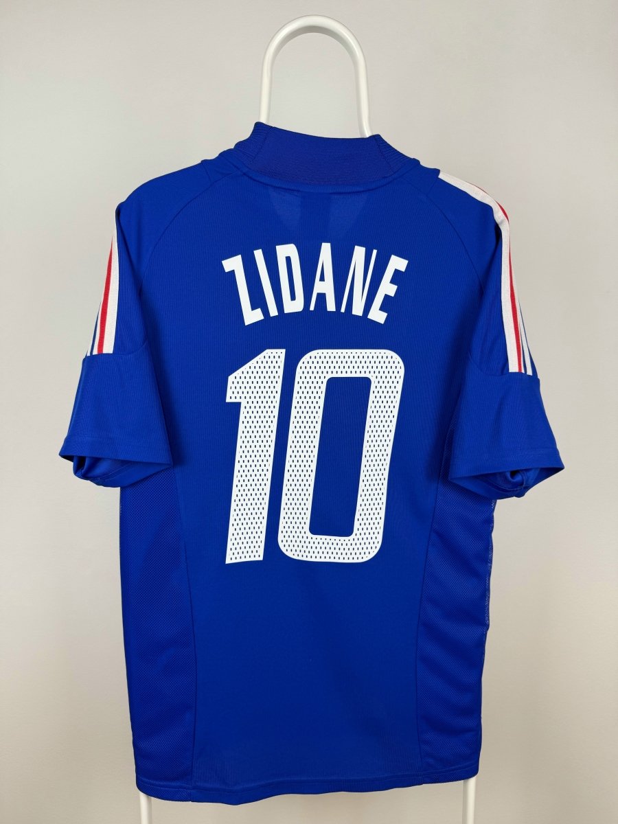 Zinedine Zidane - France 2002 home shirt 🇫🇷