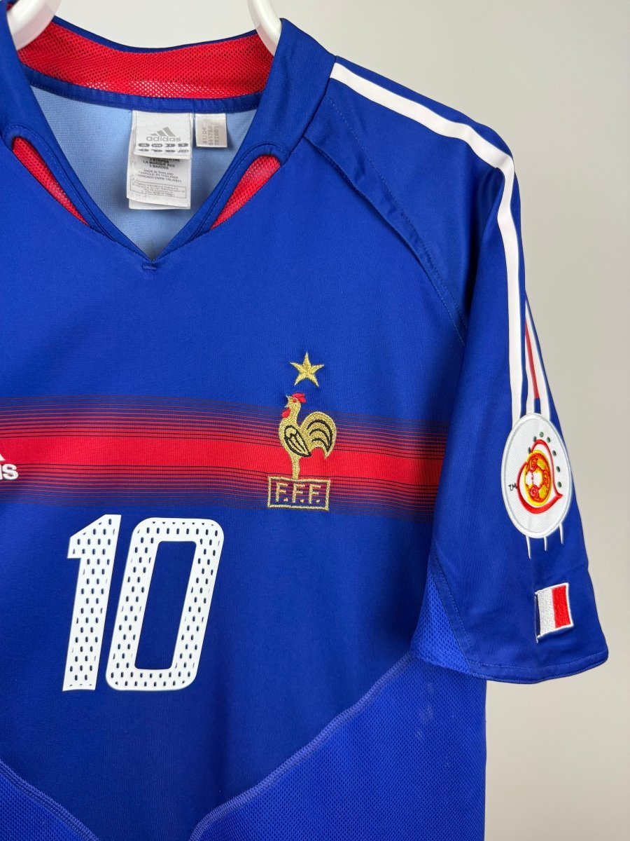 Zinedine Zidane - France 2004 home shirt 🇫🇷