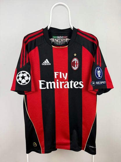 Zlatan Ibrahimovic - AC Milan 2010/11 home shirt 🇸🇪