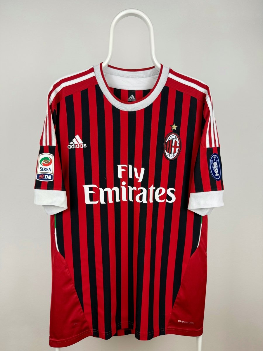 Zlatan Ibrahimovic - AC Milan 2011/12 home shirt 🇸🇪