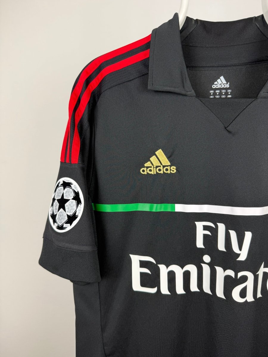 Zlatan Ibrahimovic - AC Milan 2011/12 away jersey 🇸🇪