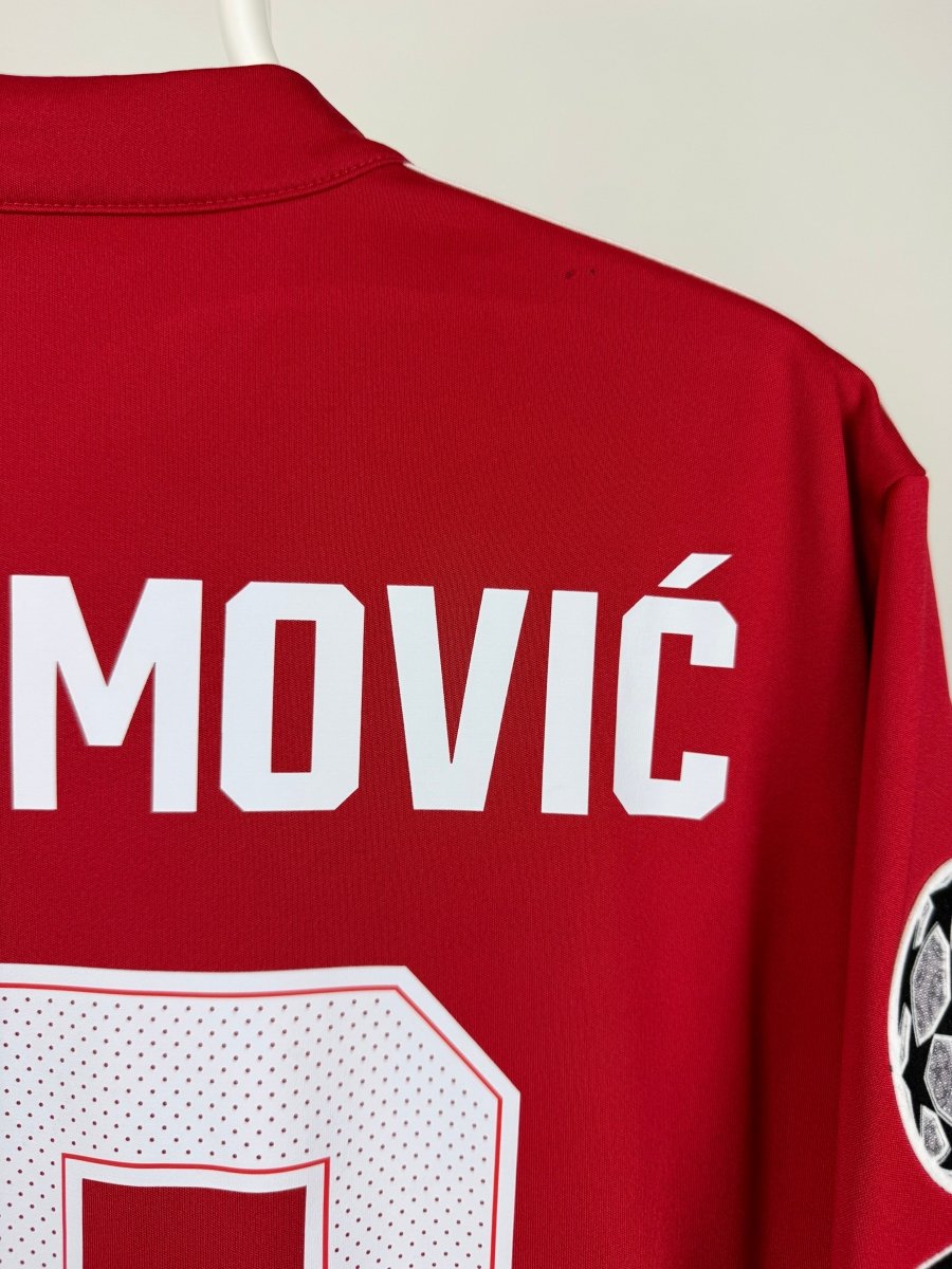 Zlatan Ibrahimovic - Manchester United 2017/18 home shirt 🇸🇪